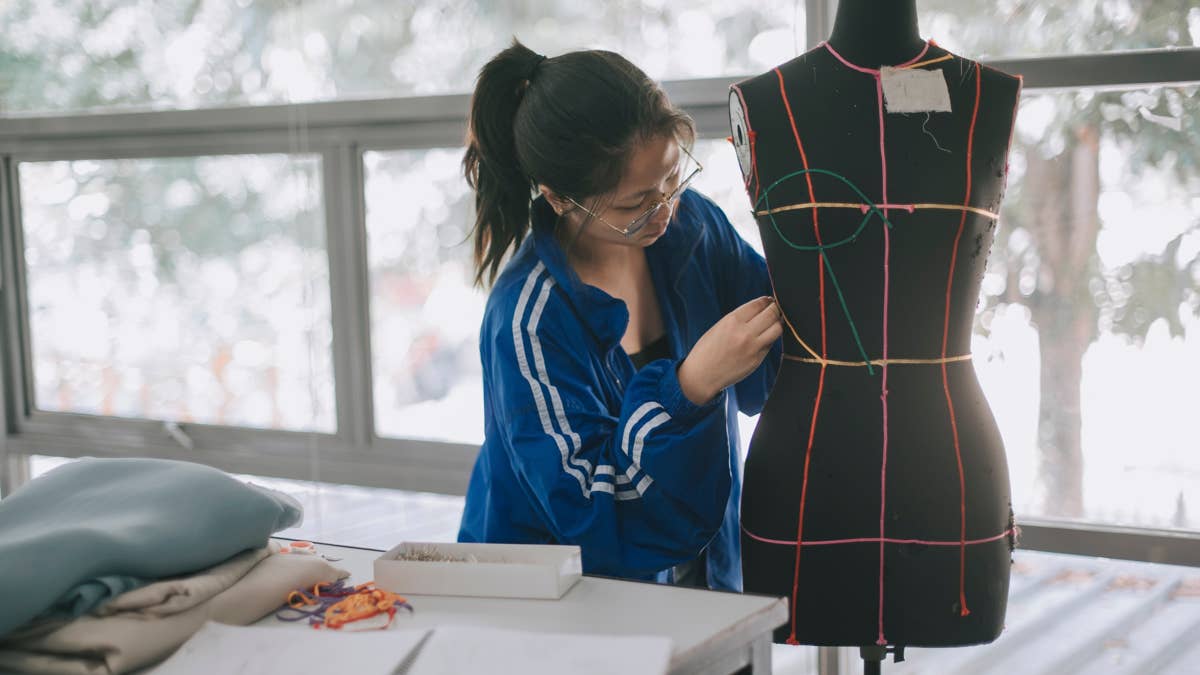 Fashionista выпустил гид по модному образованию на 2026 год