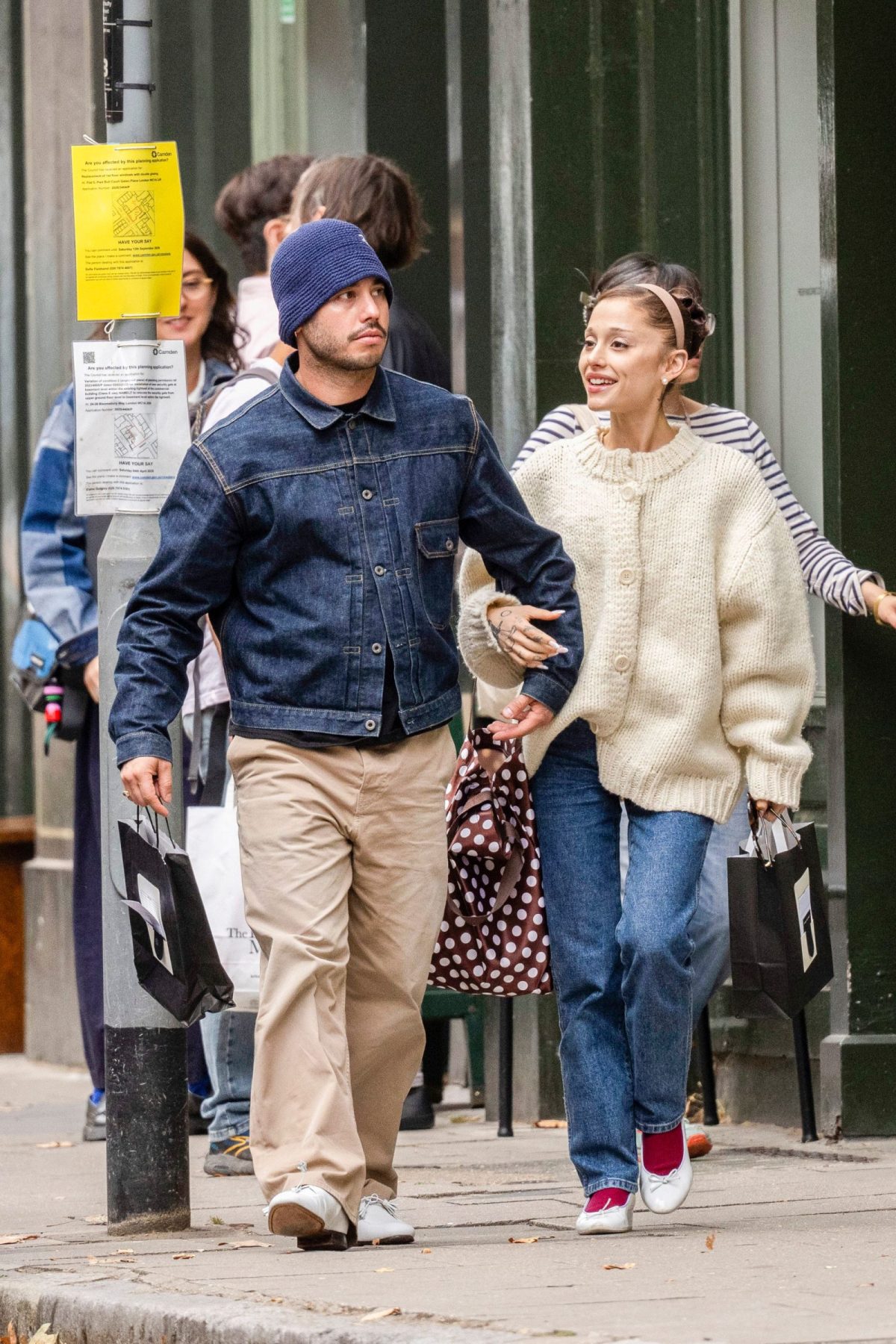 Ariana Grande и Ricky Álvarez вышли вместе в Лондоне
