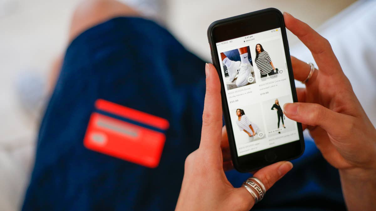 ShopMy обвиняют в манипуляциях, Boohoo оштрафовали за скидки