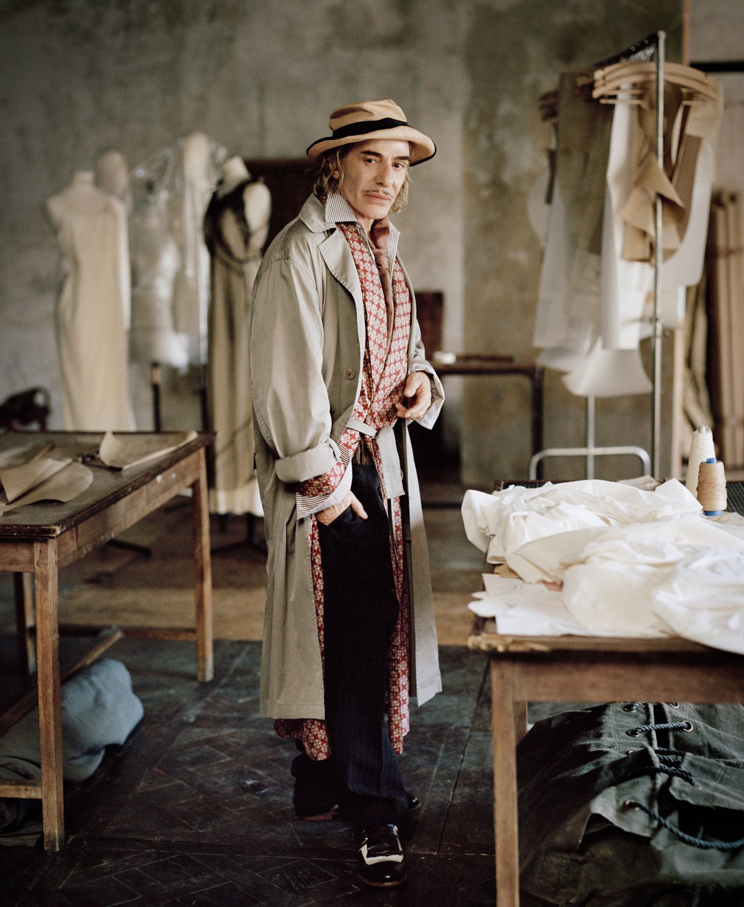Выставка о John Galliano в The Met не состоится в 2027 году