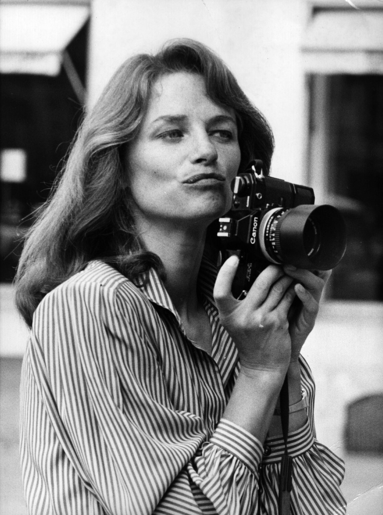 Vogue показал 22 винтажных снимка Charlotte Rampling