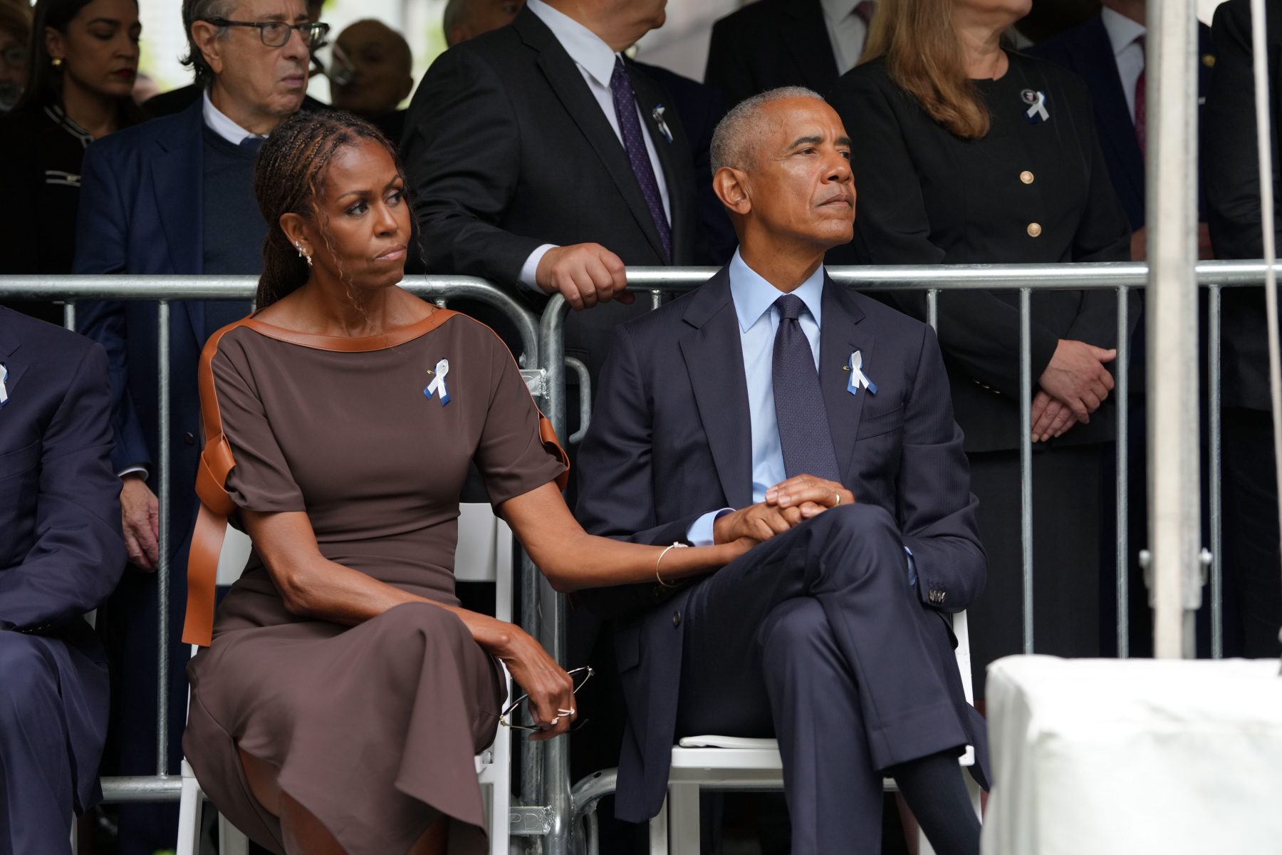 Melania Trump и Michelle Obama выбрали сдержанные образы на церемониях 11 сентября