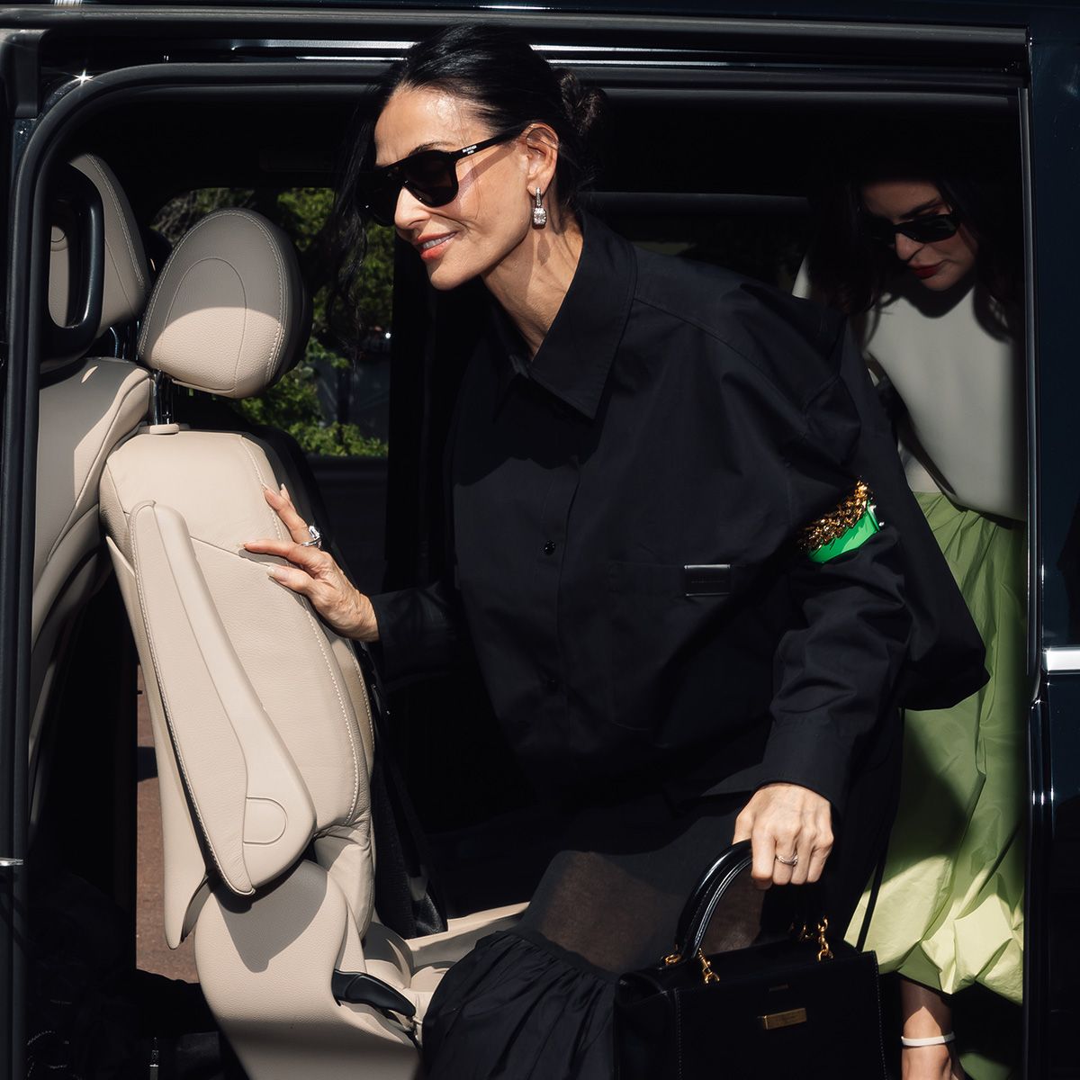 Этой осенью только самые стильные будут носить новую сумку Balenciaga