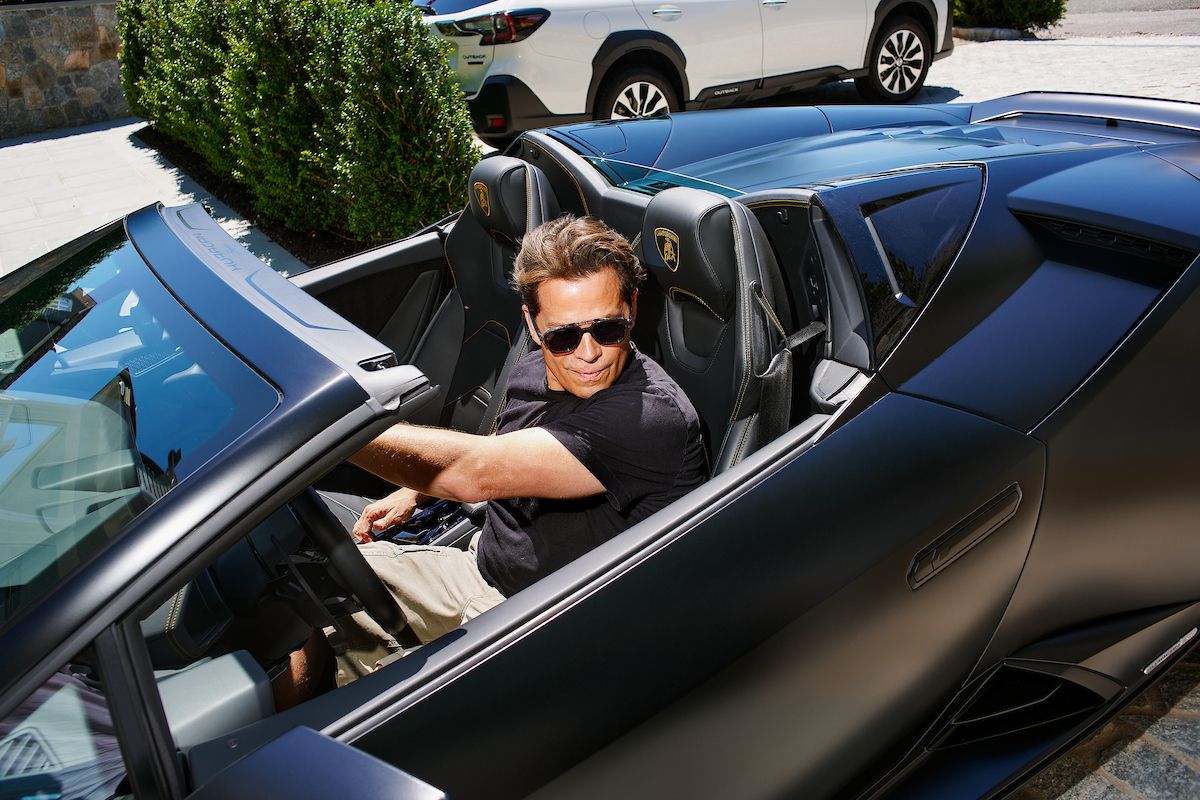 Anthony Scaramucci катается по Hamptons на Lamborghini и советует, как чинить Америку