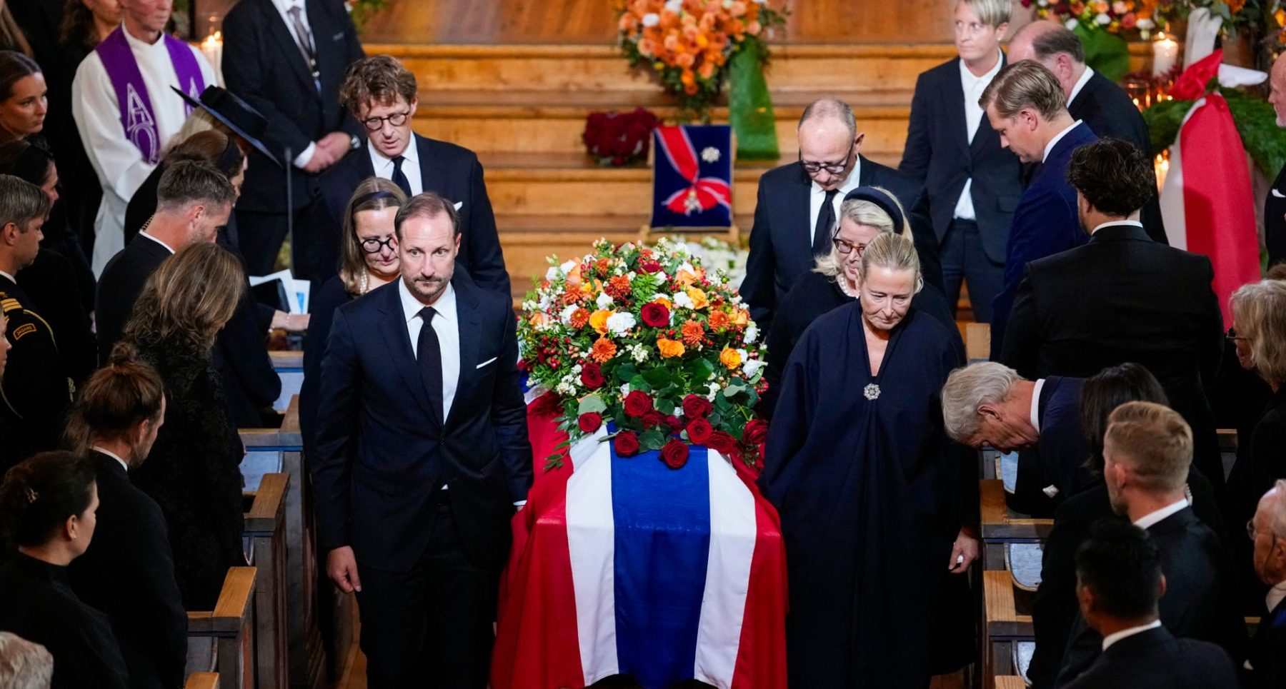 Princess Anne оставила трогательную записку на похоронах Princess Astrid