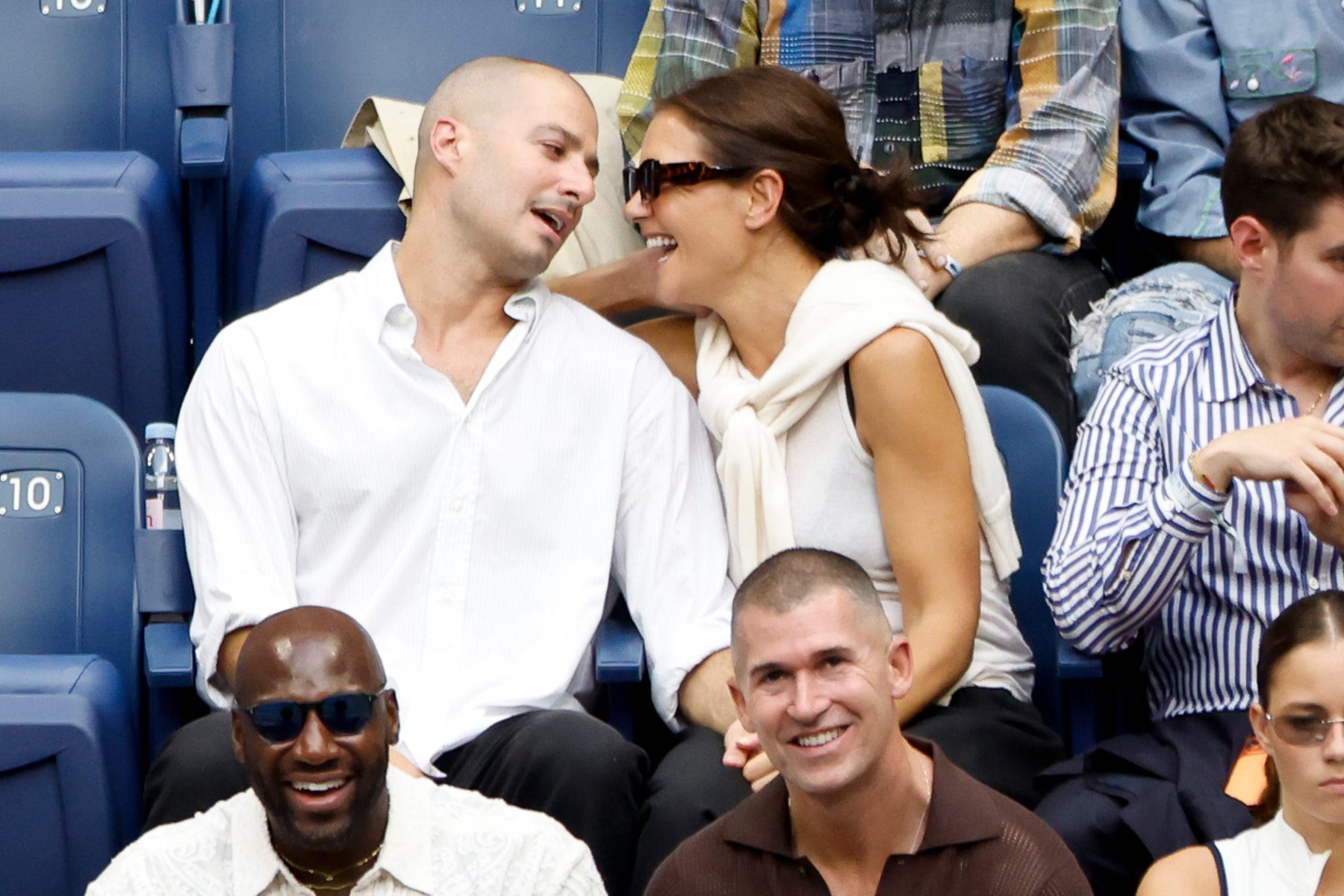 Katie Holmes и Jason Bard Yarmosky скоординировали образы на финале US Open