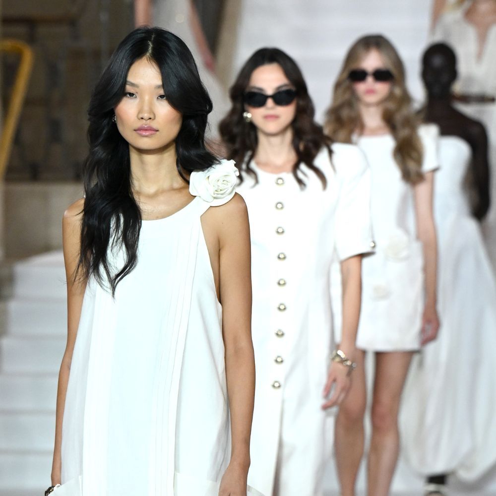 London Fashion Week стартовала в Лондоне с показов, трендов и звездных моментов