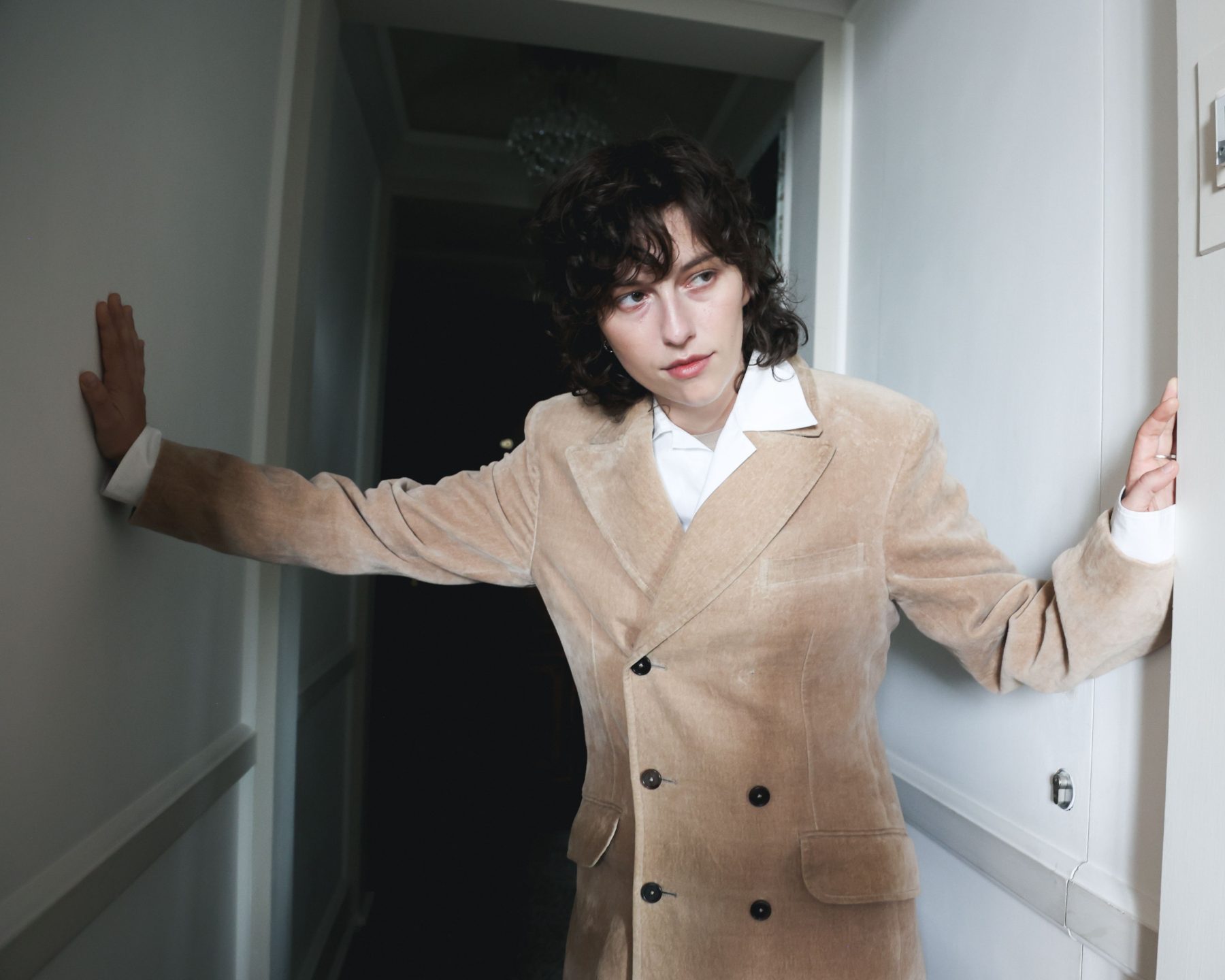 King Princess пришла на показ Jil Sander с мамой