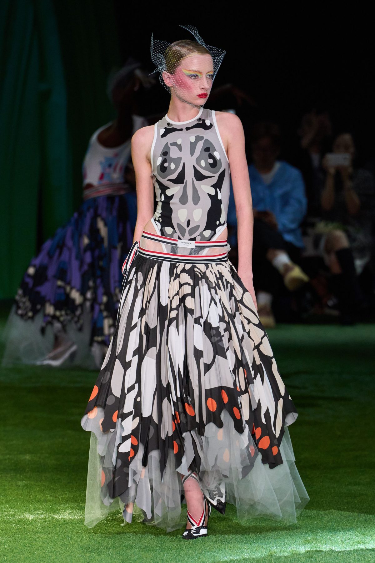 Kai Schreiber вышла на подиум Thom Browne в образе бабочки