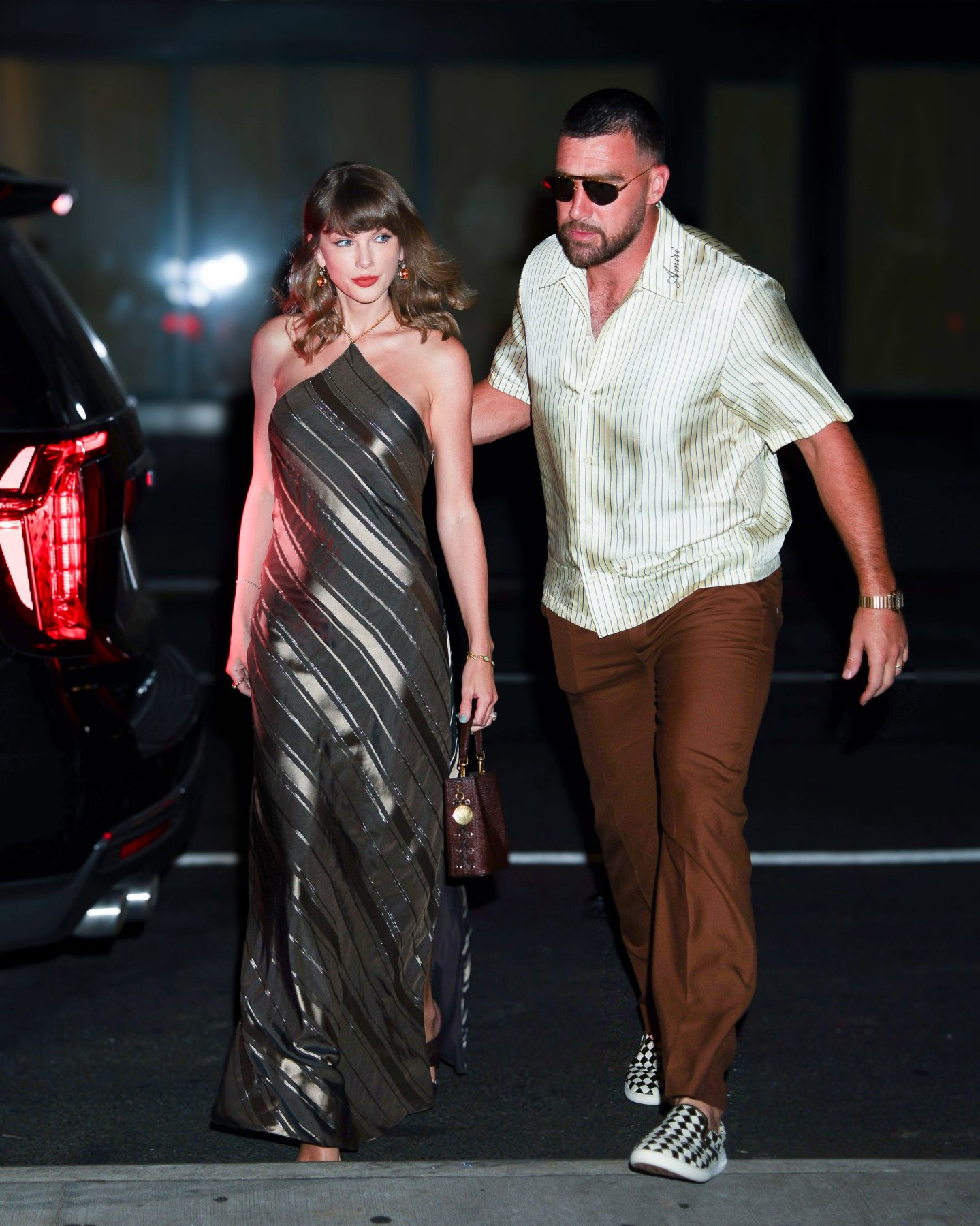 Taylor Swift и Travis Kelce впервые вышли на публику вместе за несколько месяцев