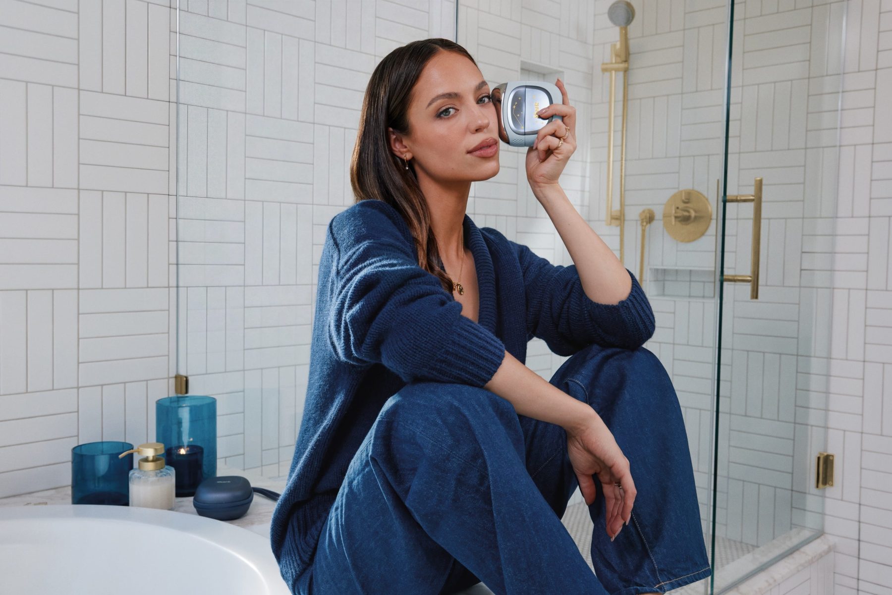 Claudia Sulewski рассказала, какую beauty-технику подарила гостям на девичнике