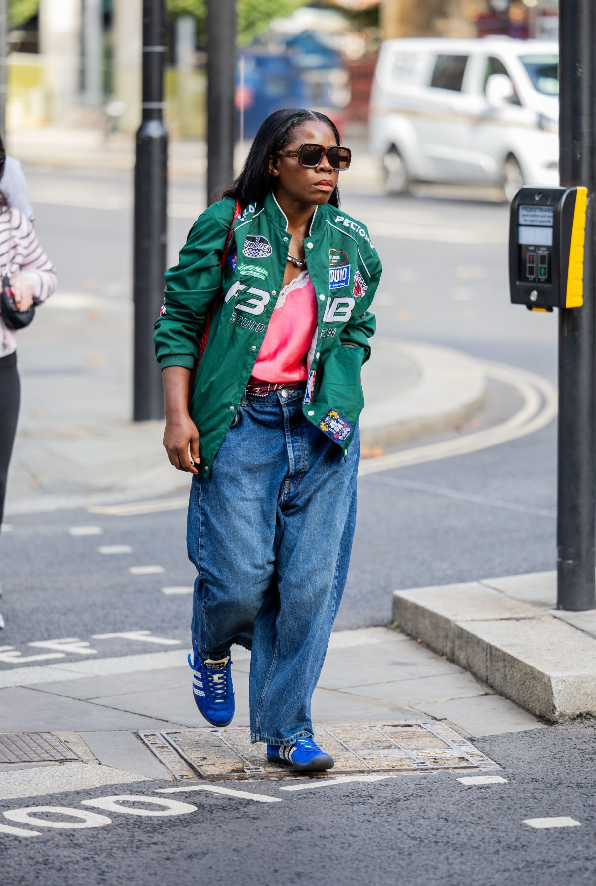 Пять кроссовок, которые все носили на London Fashion Week