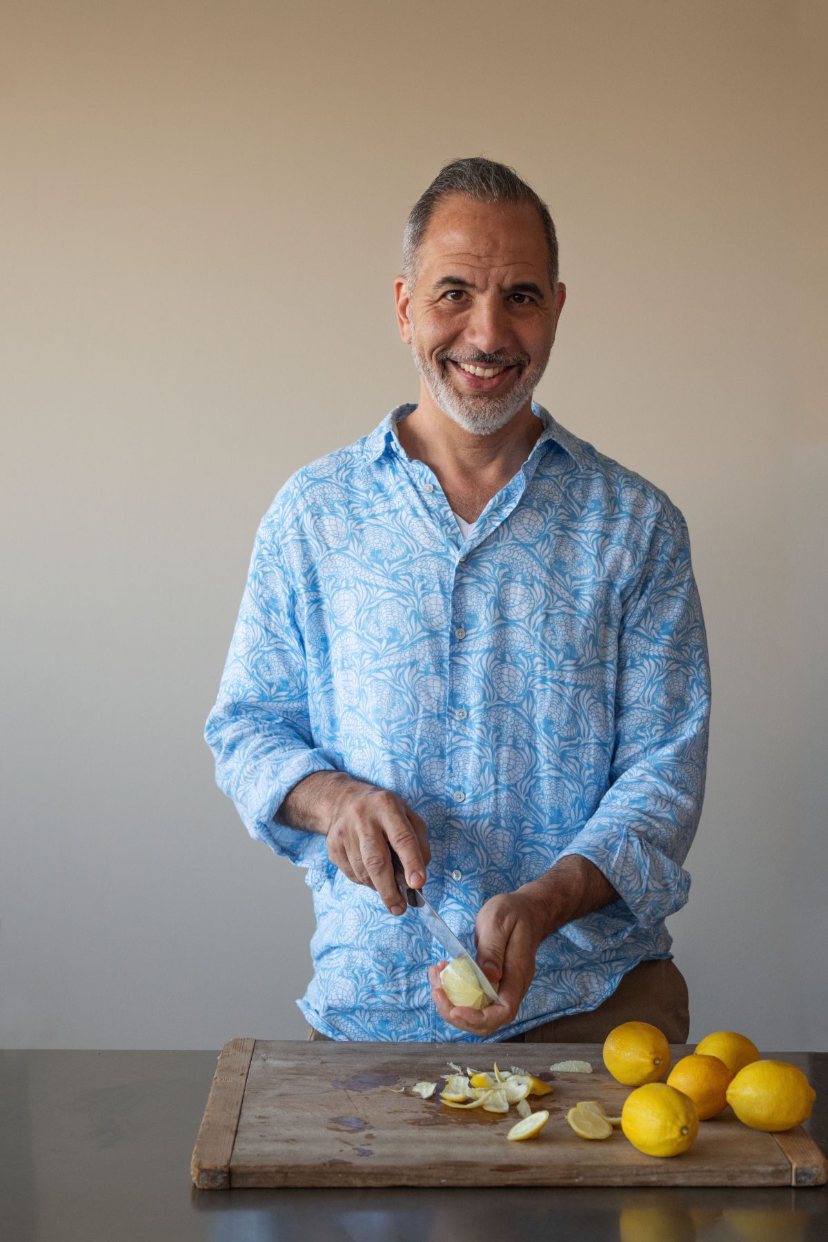 Yotam Ottolenghi вернулся с новыми простыми рецептами