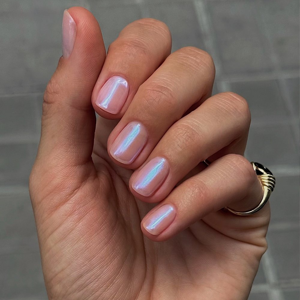 Manucurist позволил делать glazed nails без визита в салон