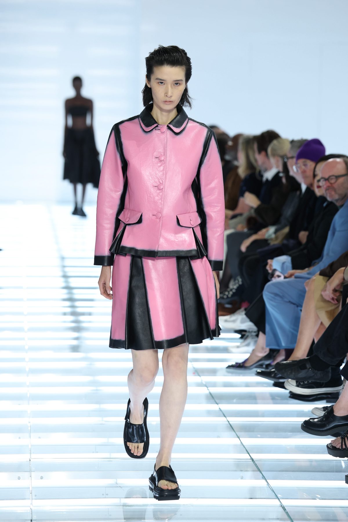 На показе Prada главной темой стали фантастические максималистские юбки