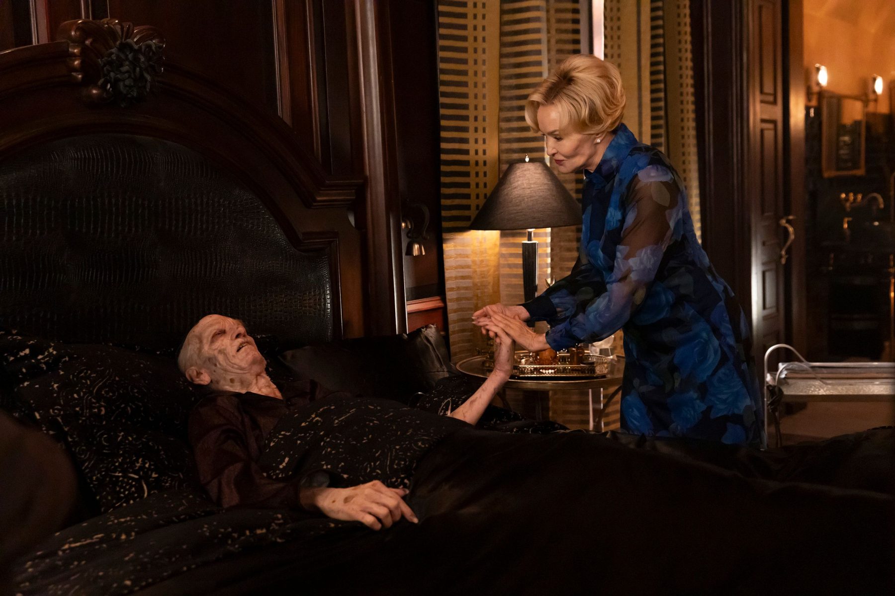 35 мыслей о первом эпизоде 13-го сезона «American Horror Story»