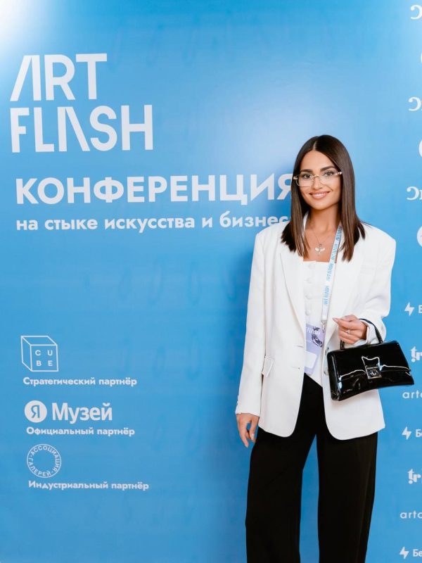 Елена: «Я снимаю свое кино и выбираю главную роль»