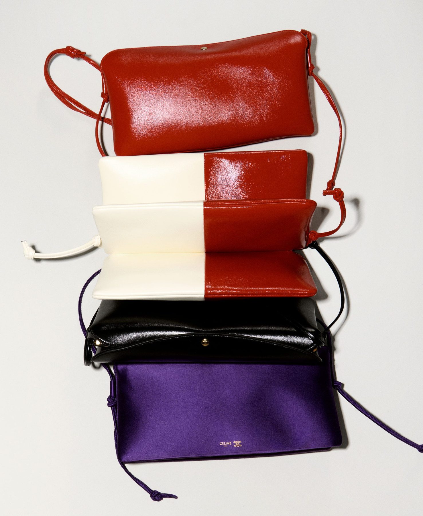 Новая сумка Celine стала тройной угрозой