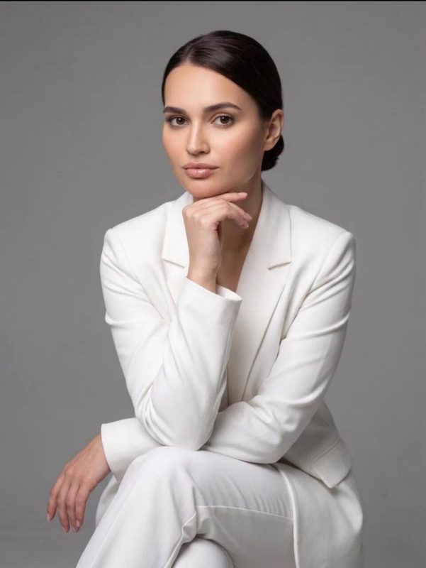Елена: «Я снимаю свое кино и выбираю главную роль»