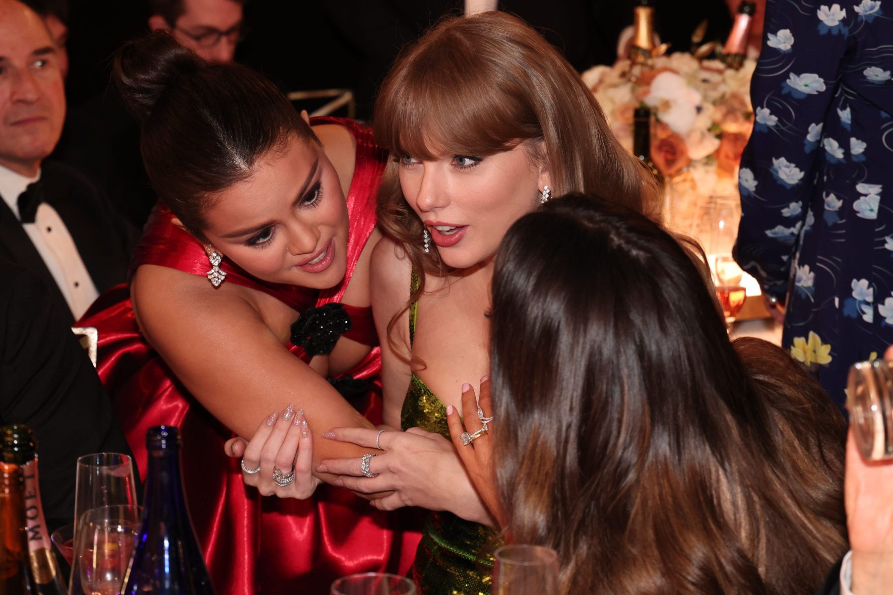 Selena Gomez объяснила, почему не дает Taylor Swift советы о браке