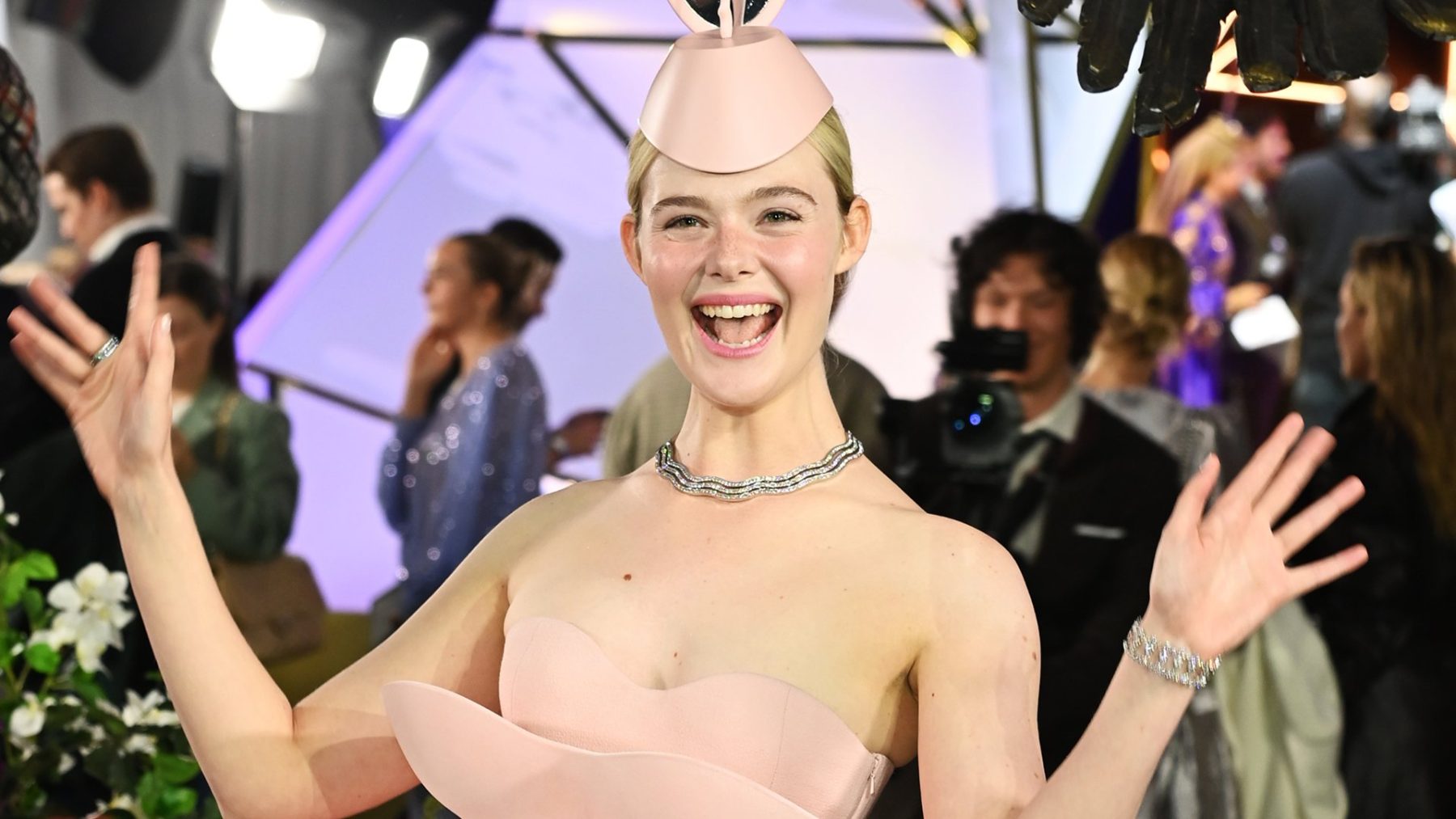 Платье Elle Fanning на премьере Hunger Games порадовало бы Effie