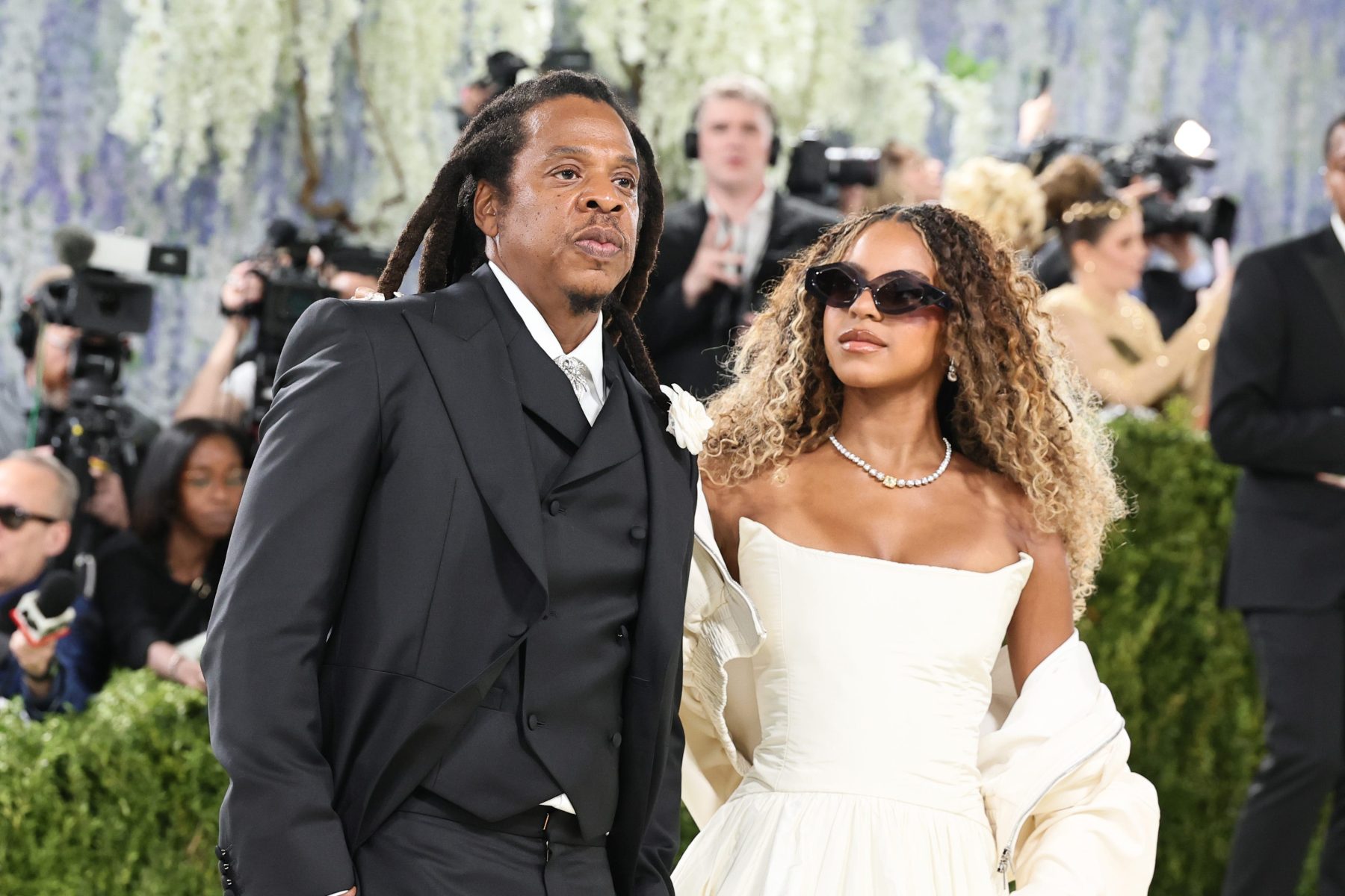 Blue Ivy вышла на сцену с Jay-Z и сыграла на пианино
