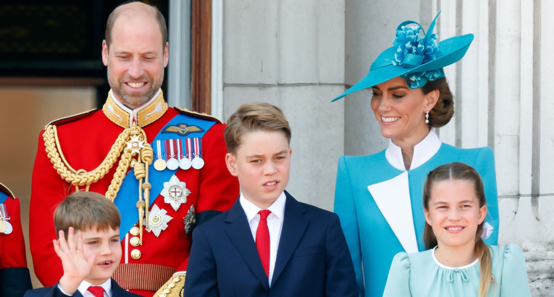 Princess Kate напомнила детям пристегиваться в машине