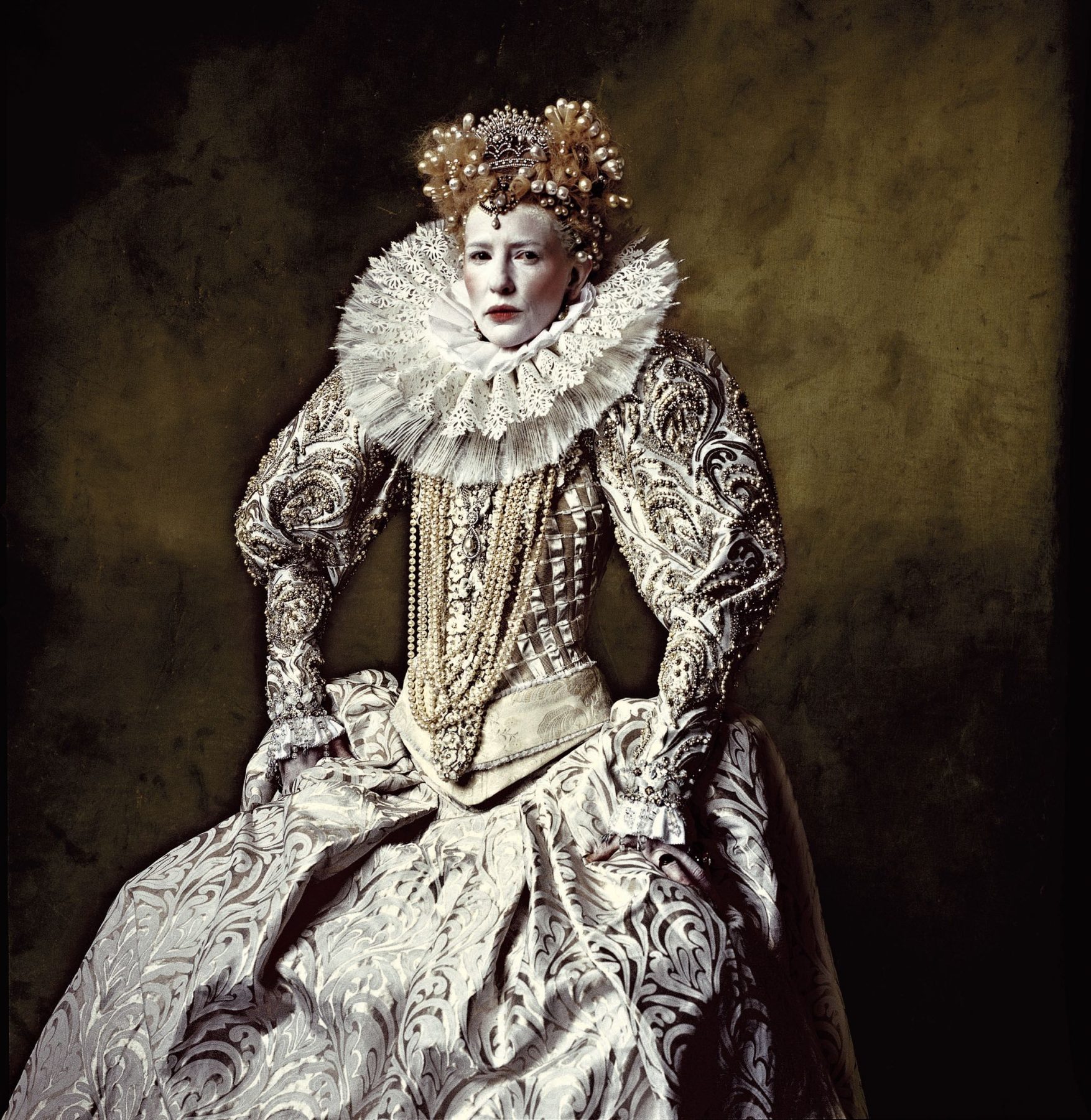 16 лучших снимков из Vogue Portraits показывают историю в лицах