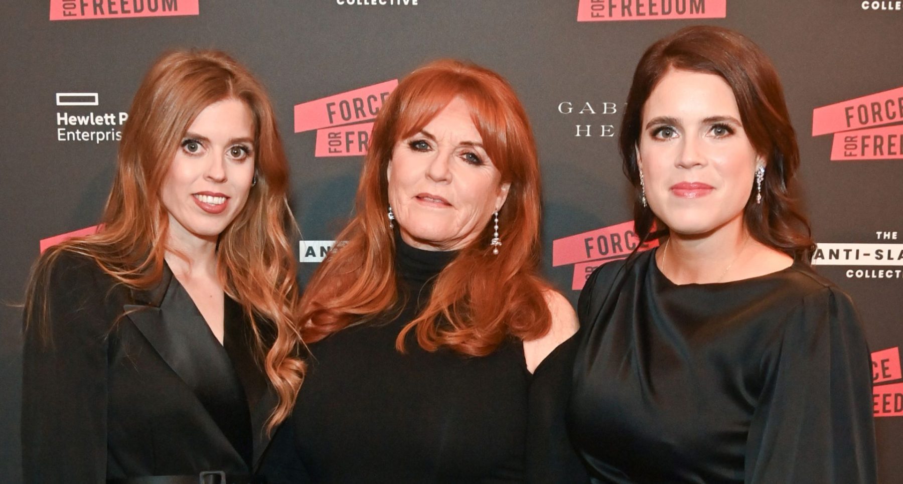 Princess Beatrice, Princess Eugenie и Sarah Ferguson больше не неразлучны