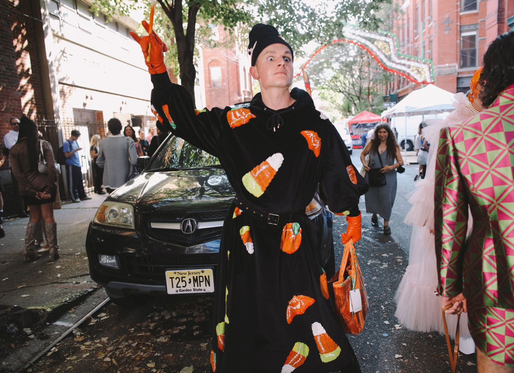 Как собрать костюм на Хэллоуин из вещей из гардероба и street style